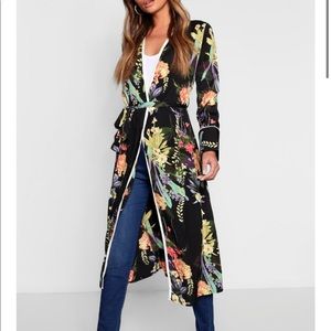 Dark Tropical Floral Belted Kimono size s